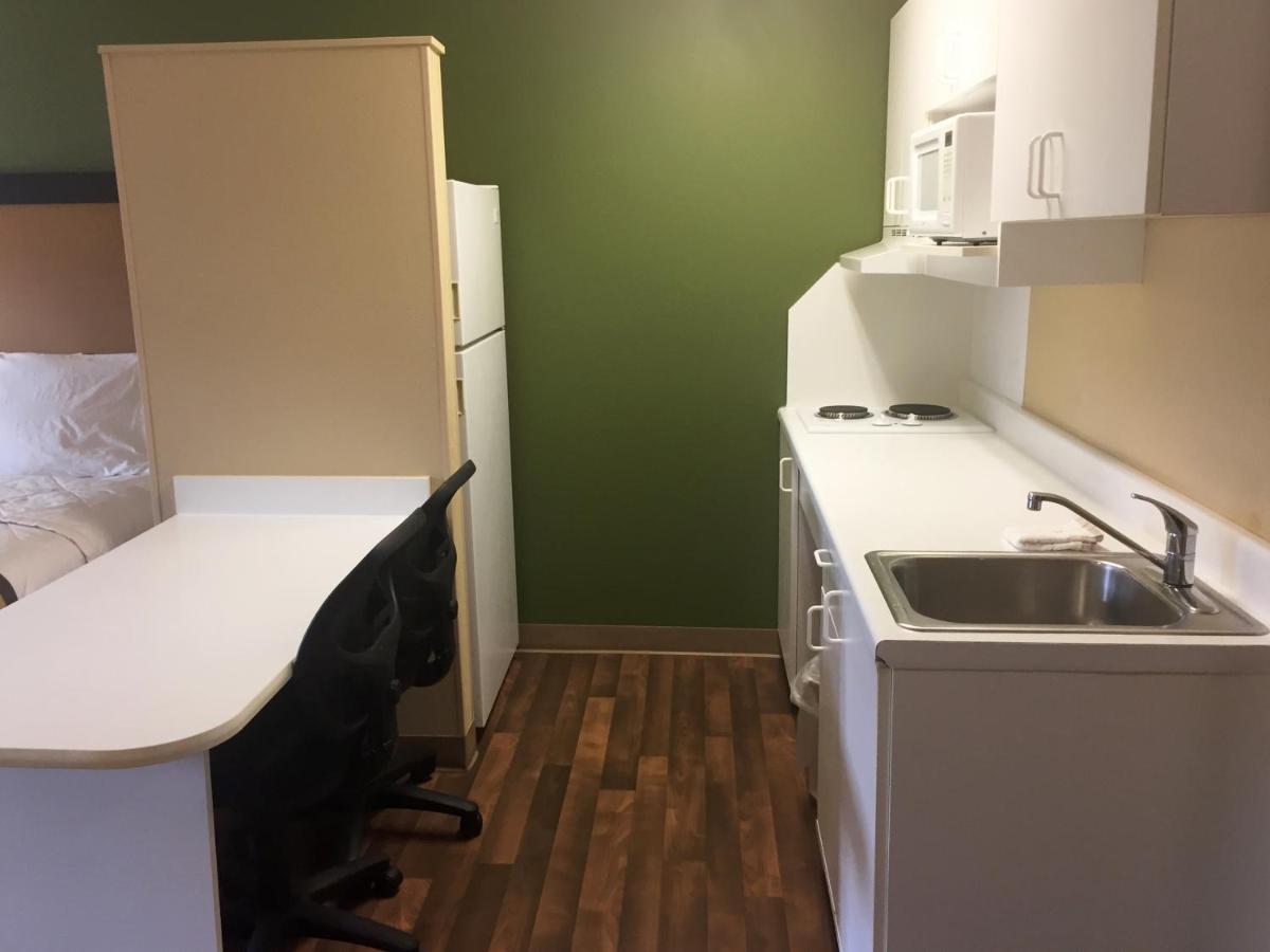 Extended Stay America Select Suites - Chicago - Hanover Park Buitenkant foto