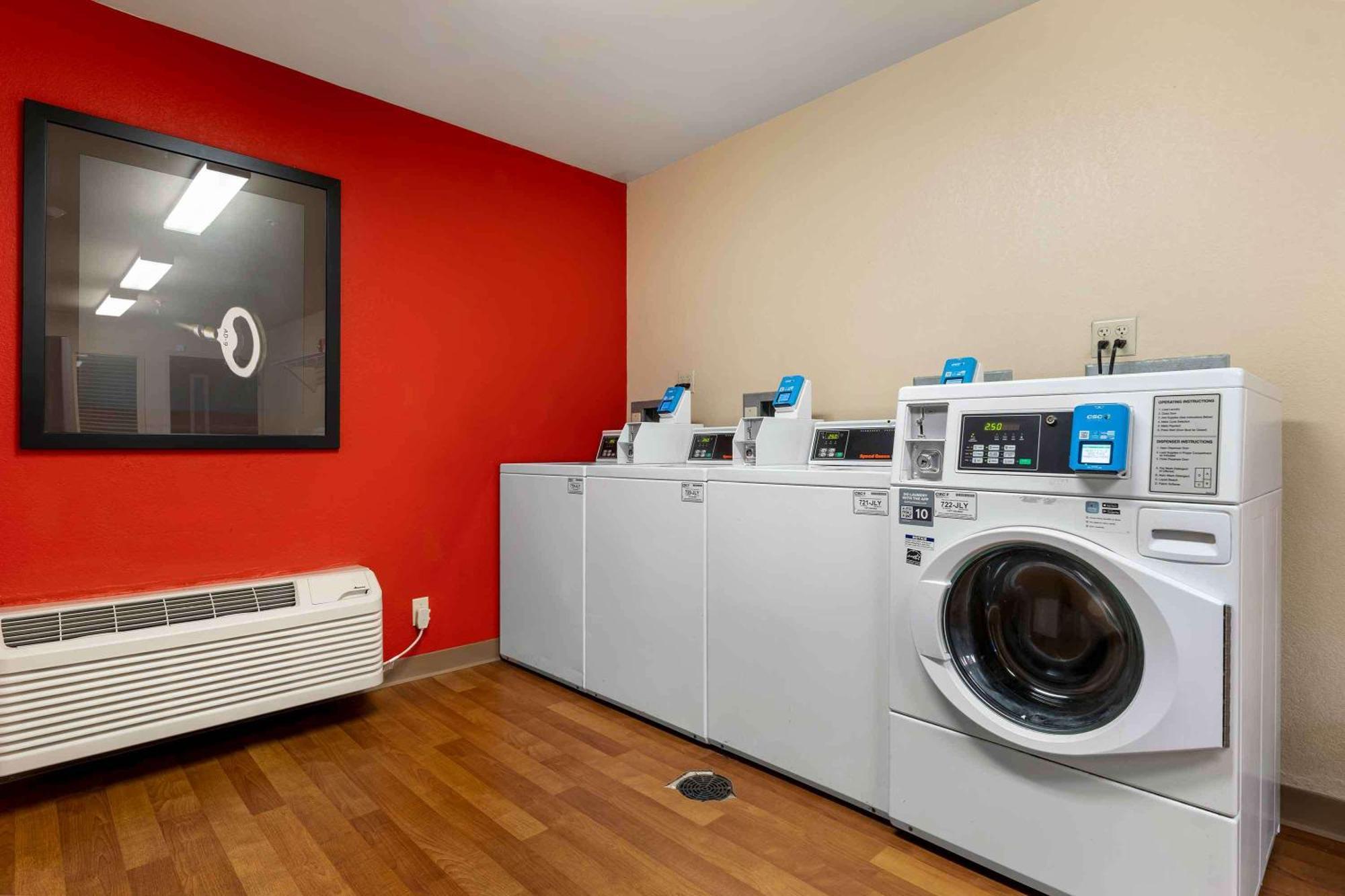Extended Stay America Select Suites - Chicago - Hanover Park Buitenkant foto