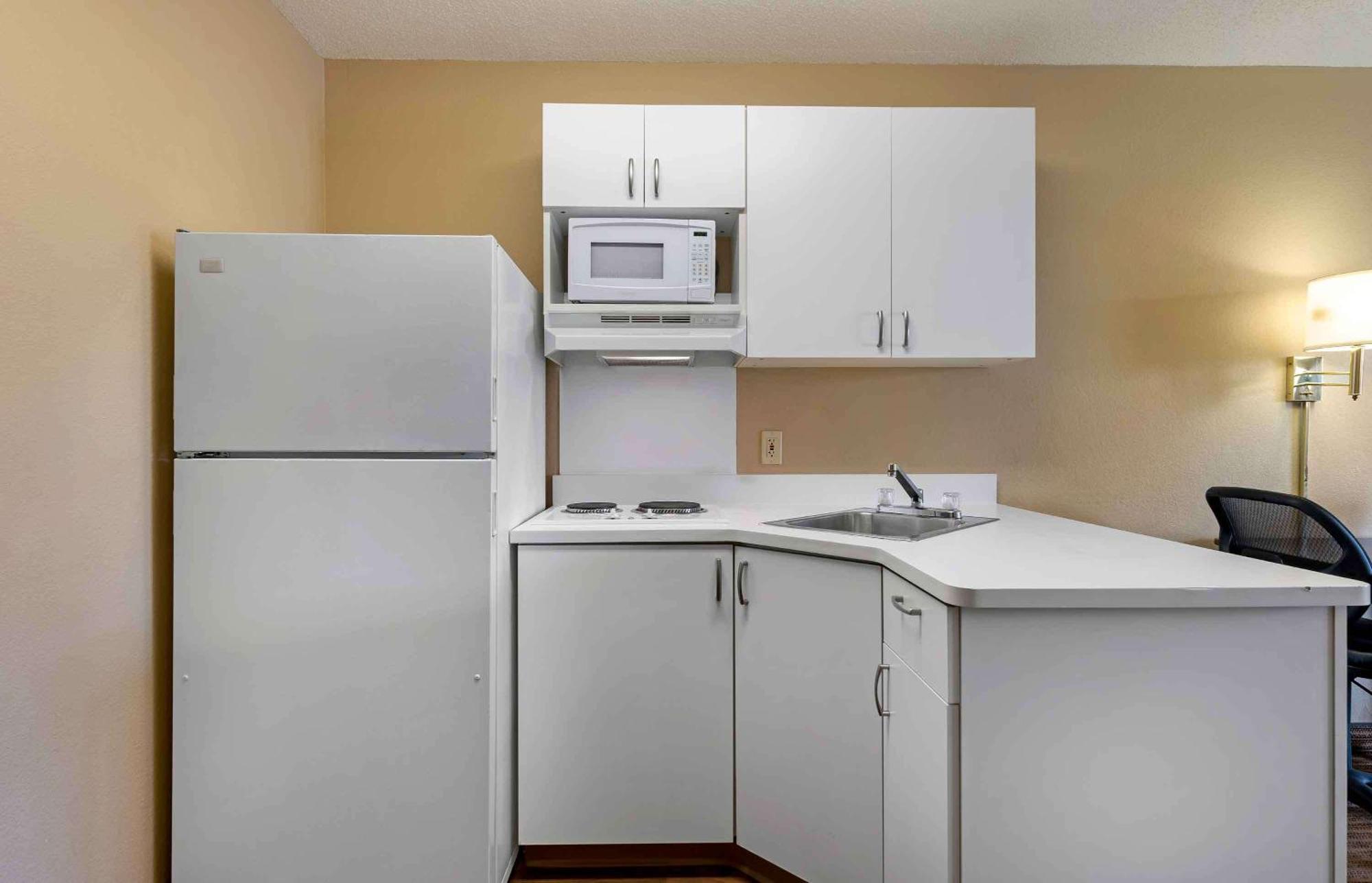 Extended Stay America Select Suites - Chicago - Hanover Park Buitenkant foto