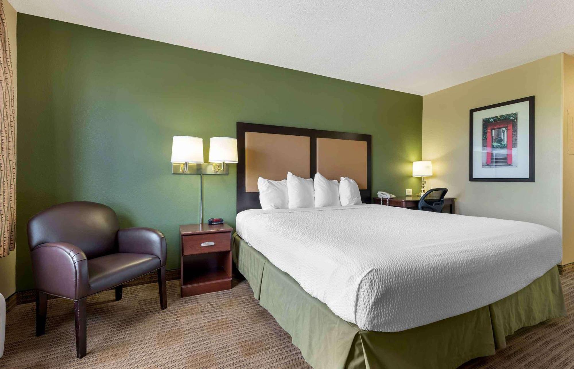 Extended Stay America Select Suites - Chicago - Hanover Park Buitenkant foto