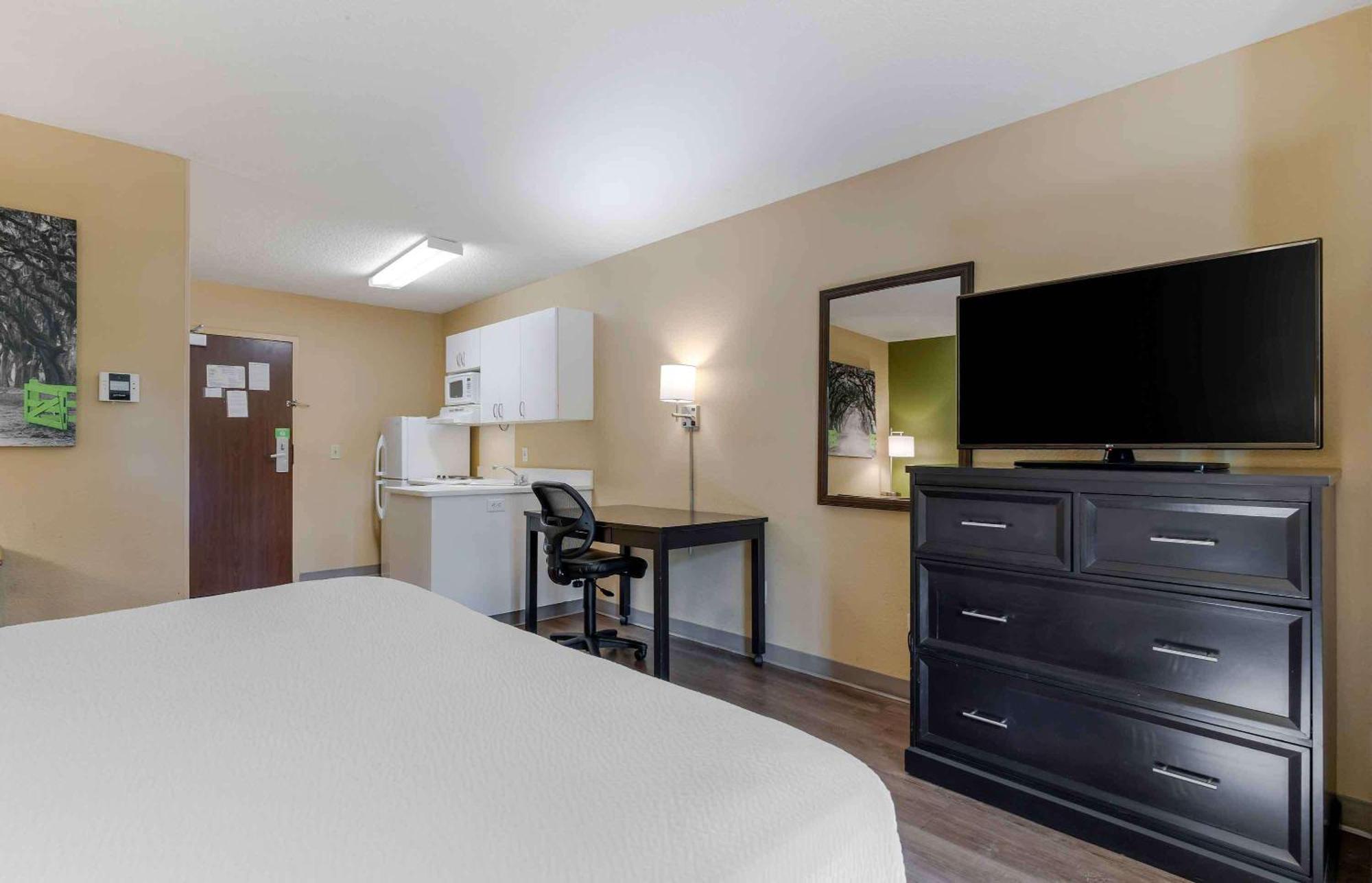 Extended Stay America Select Suites - Chicago - Hanover Park Buitenkant foto